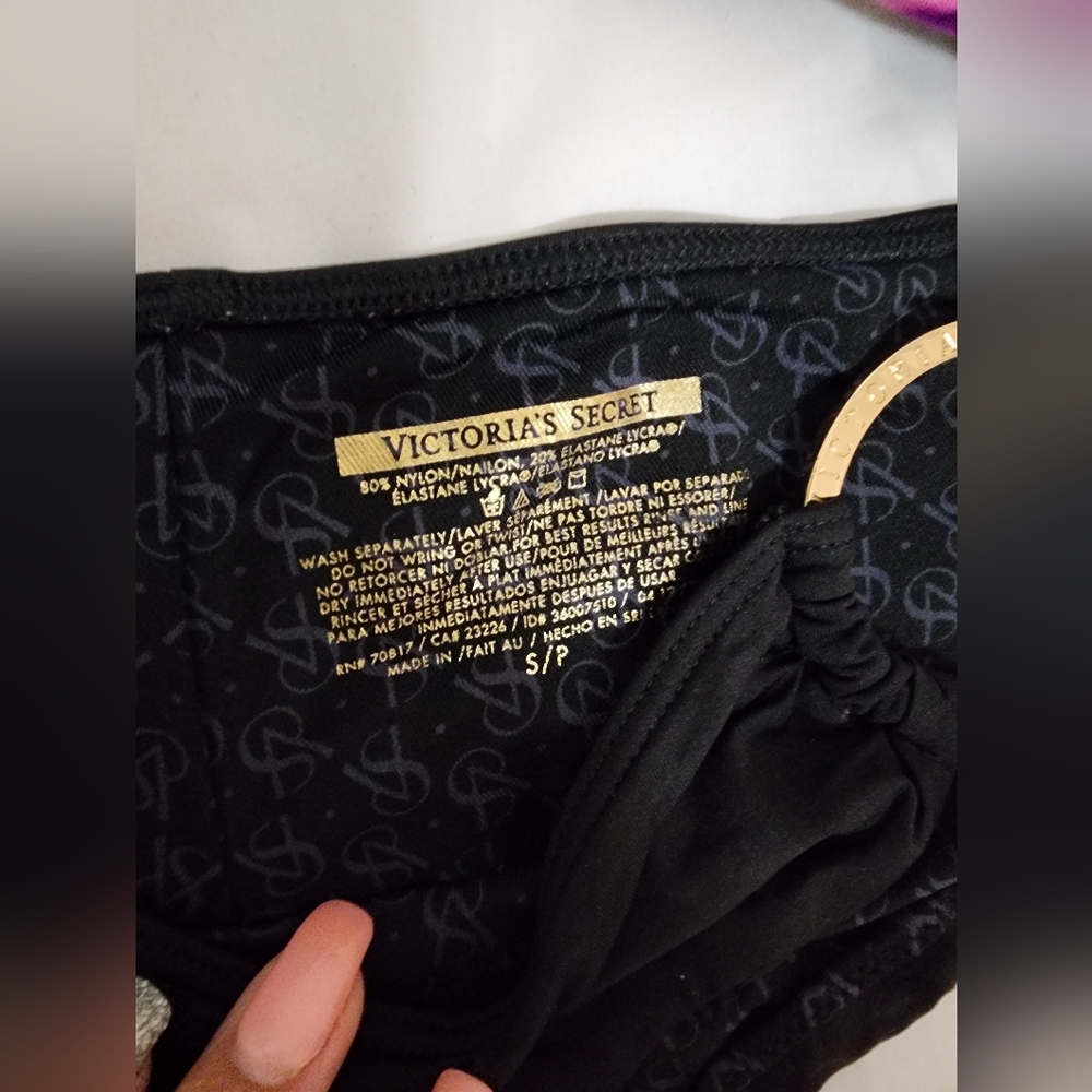 Victoria's Secret Bombshell Add-2-Cup Push-Up Super Push-Up Bikini Set - Picture 4 of 10